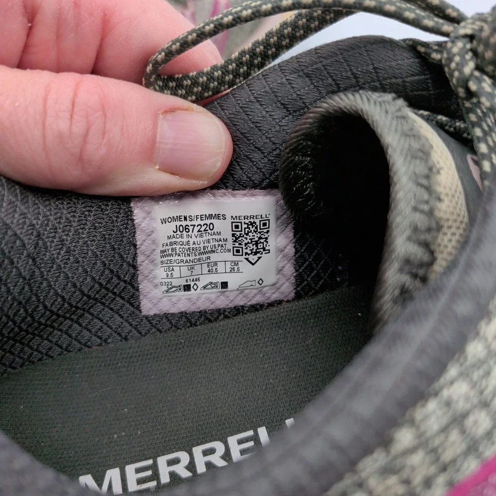 Merrell Agility Peak 4 Womens Trail Running Shoes Granite Berry J067220 Size 9.5